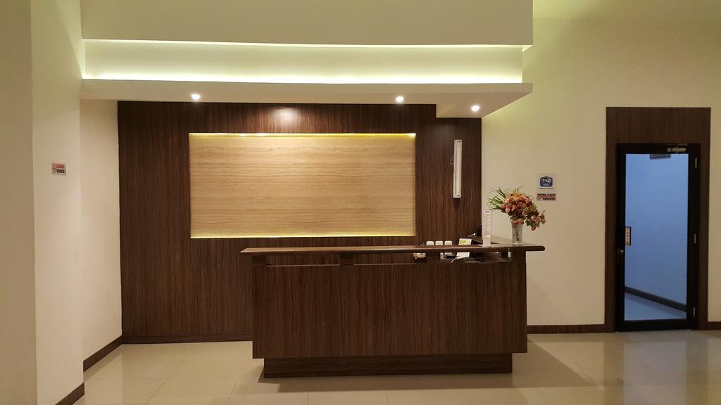 Focus Hotel Джакарта Екстериор снимка