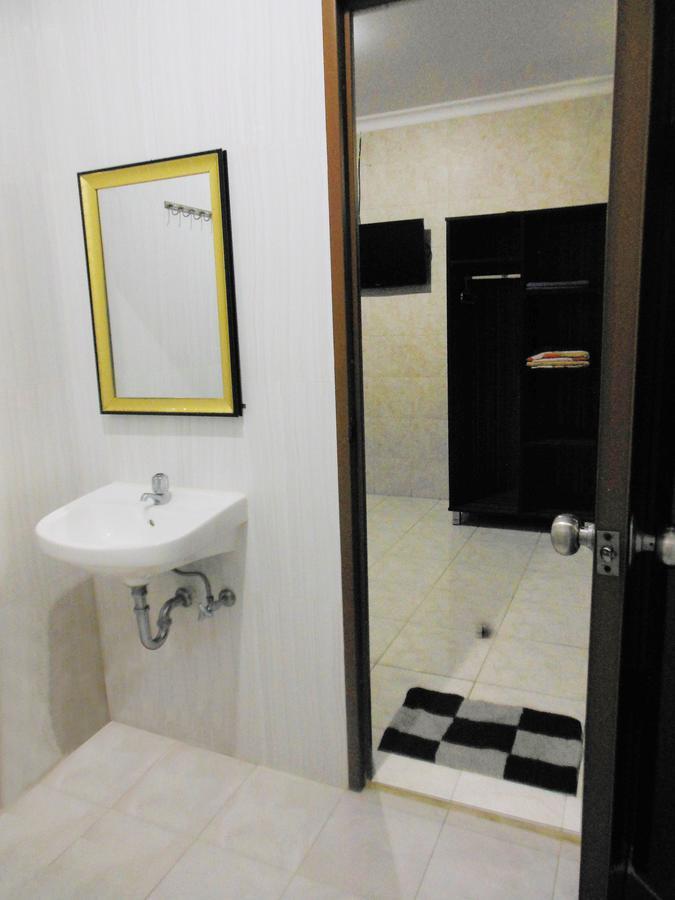 Focus Hotel Джакарта Екстериор снимка
